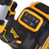 DEWALT Udarni stezač 1/2" 18V 406Nm 2×5.0Ah DCF921P2T
